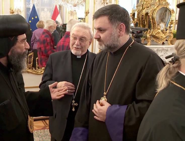 Stunde für den Frieden: Glaubensvertreter demonstrieren Einigkeit