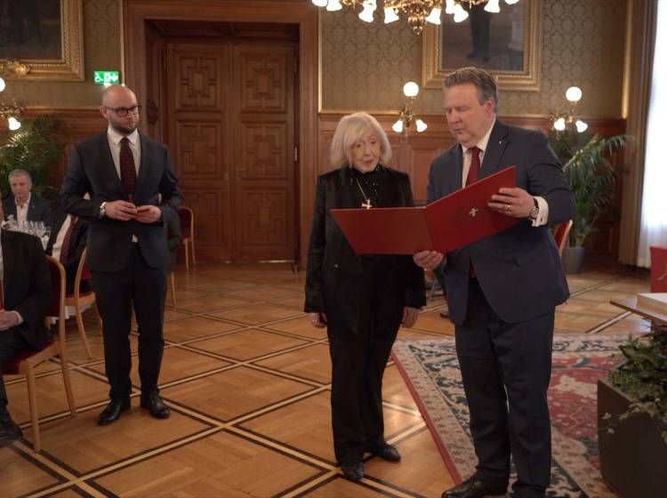 Erika Freeman zur Ehrenbürgerin der Stadt Wien ernannt