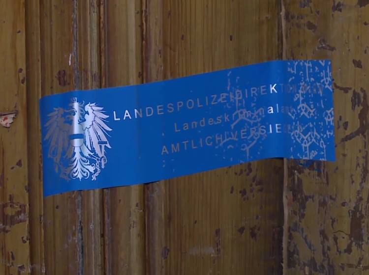 Leiche in Plastiksack: Warten auf Obduktionsergebnis