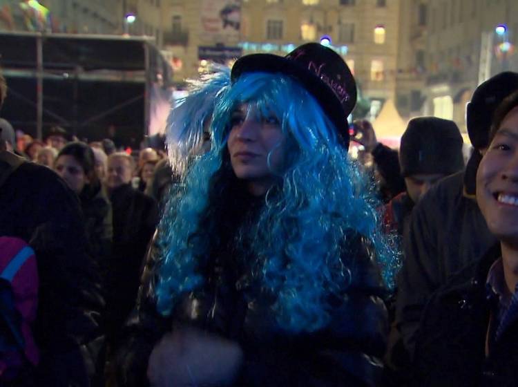 Bezirksflash: Silvesterpfad mit Programm-Knallern