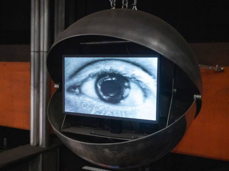 Bezirksflash: "Augen" kehren zurück