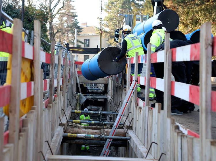 Dritte Wasser-Rohrleitung vor Fertigstellung