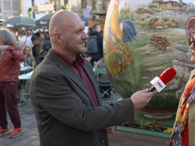 W24 bei der Ostermarkt-Eröffnung auf der Freyung