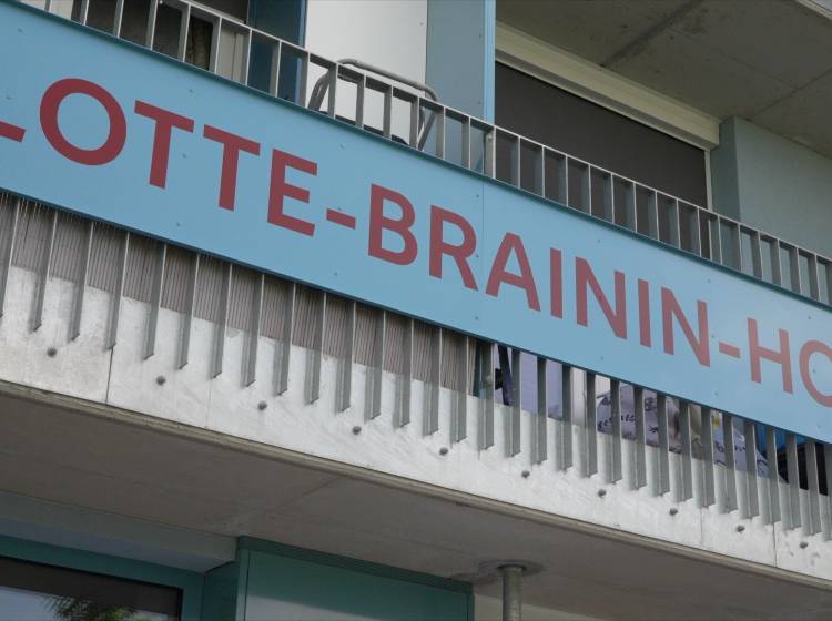 Gedenken: Gemeindebau nach Lotte Brainin benannt