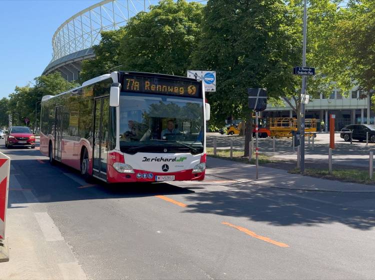 Bezirksflash: 77A fährt bis Stadionbad