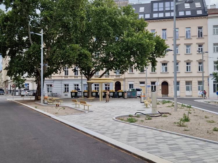 Bezirksflash: Umgestaltung Czerninplatz fast abgeschlossen