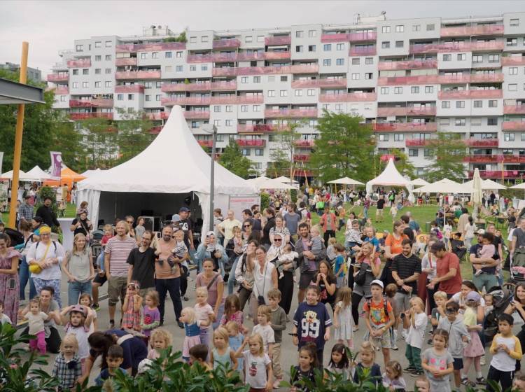 Beratung und Service zum "Tag des Wohnbaus"