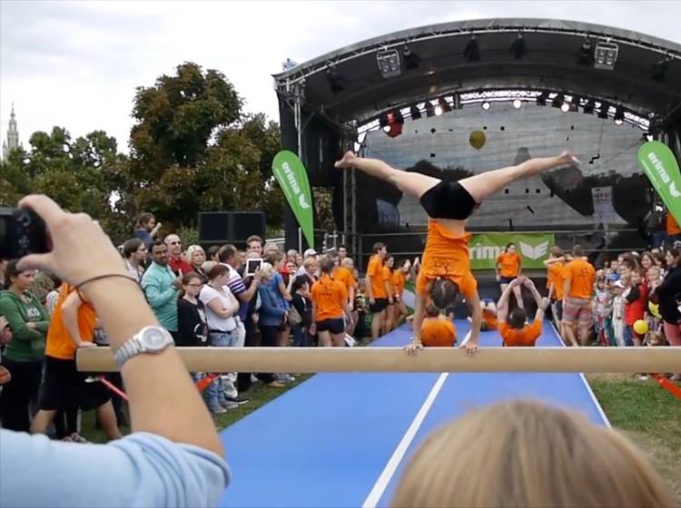 Kulturtipps: Sport am Heldenplatz, Kultur in Favoriten und Ottakring