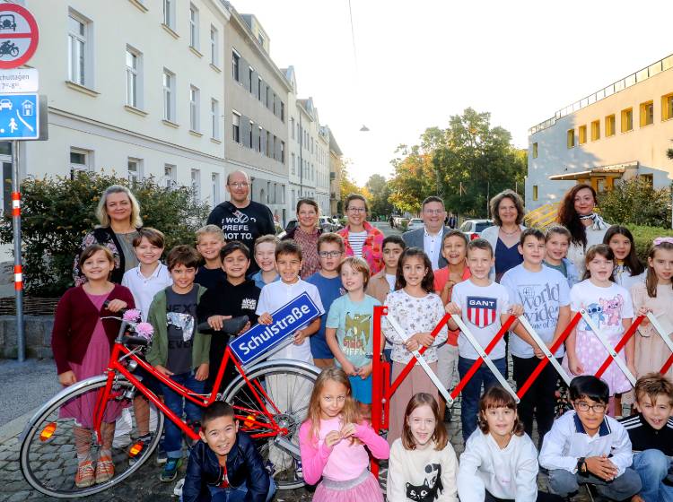 Bezirksflash: Längste Schulstraße in Meidling