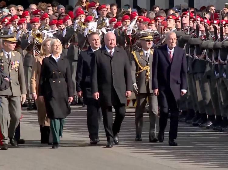 Nationalfeiertag: 1.000 Rekrut*innen feierlich angelobt