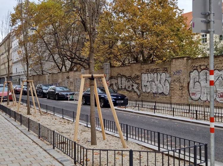 Bezirksflash: Lederergasse ist jetzt klimafit