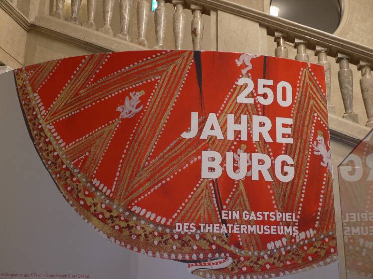 "Theatergeschichte sinnlich erlebbar": Ausstellung 250 Jahre Burg