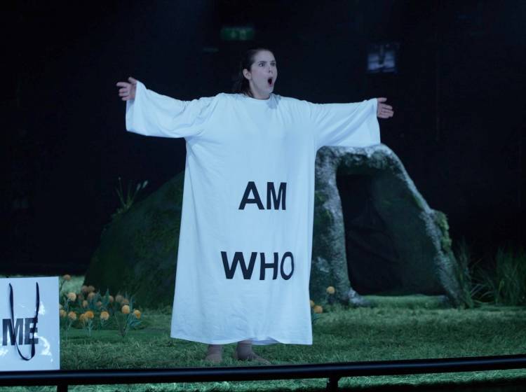 "Alice in Wonderland" im Musiktheater an der Wien: Ein Alice-D-Trip