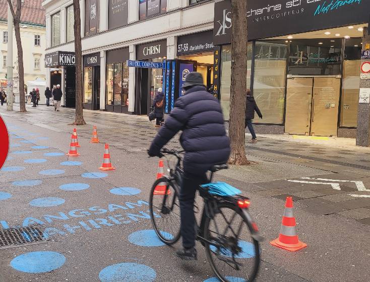 Entflechtung: Separate Rad- und Fußbereiche auf der Mahü