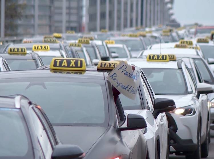 Taxi-Großdemo: Geduldsprobe im Abendverkehr