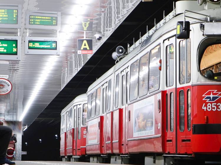 Bezirksflash: Straßenbahn entgleist