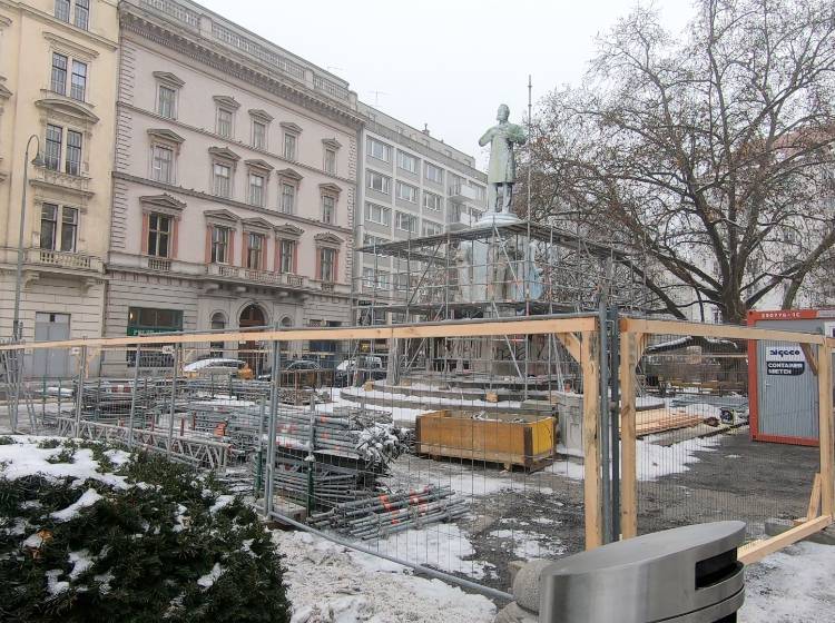 Bezirksflash: Erste Arbeiten beim Lueger-Denkmal haben begonnen