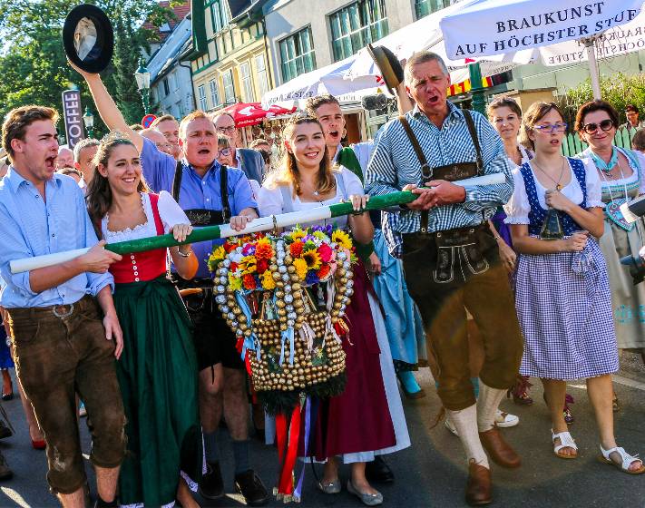 Neustifter Kirtag: Döbling ist wieder Zentrum der Wiener Tradition
