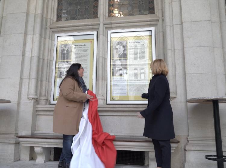 Frauenwoche: Zwei neue Tafeln in Pionierinnen-Galerie enthüllt