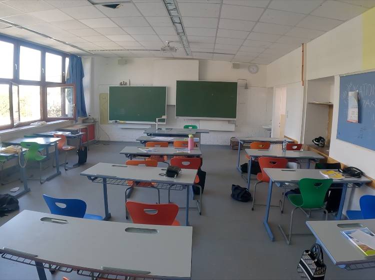 Sparmaßnahmen: Schulbauten gestoppt