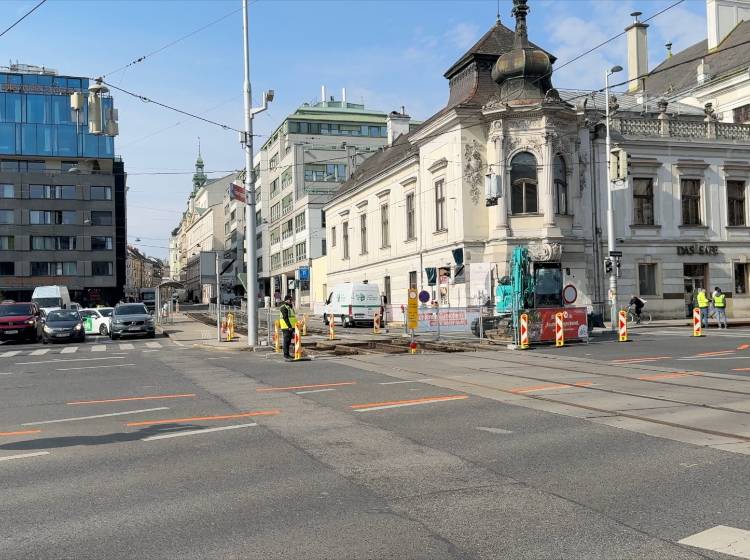 Großer Gleistausch in Lerchenfelder Straße