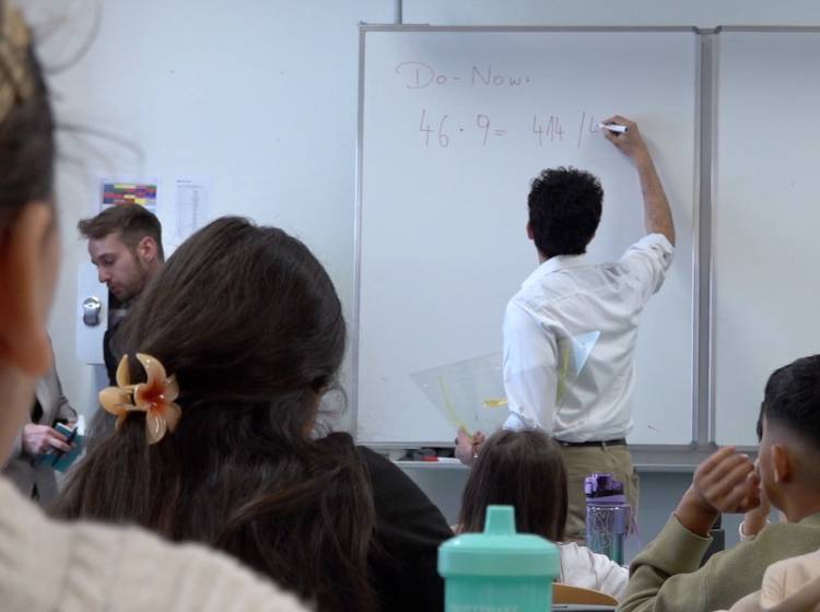 Chancenbonus: Mehr Unterstützung für 228 Wiener Schulen