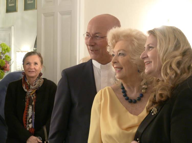 Birgit Sarata empfängt prominente Gäste in den eigenen vier Wänden