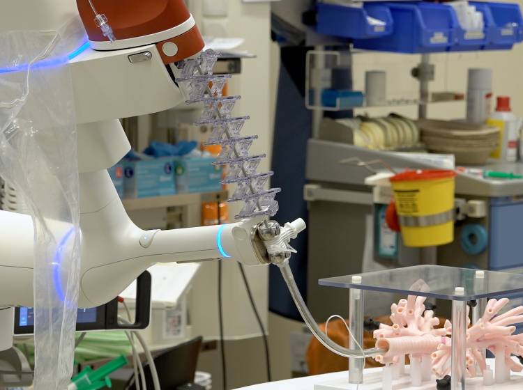 Bronchoskopie: Neuer Roboter in Klinik Floridsdorf