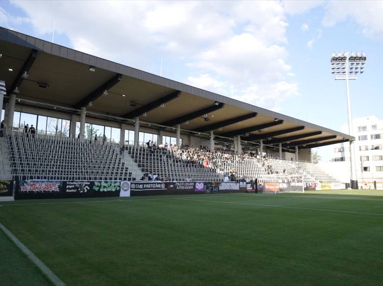 Hernalser Sport-Club-Stadion: Ausverkauftes Eröffnungsspiel