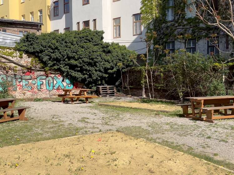 Bezirksflash: Grätzlplatzl auf Johnstraße öffnet wieder