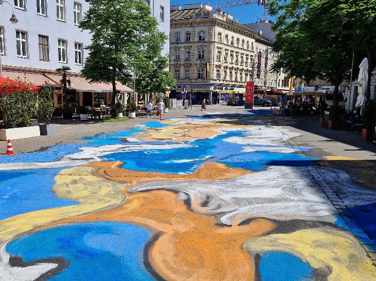 Bezirksflash: Siebenbrunnenplatz wird bunt