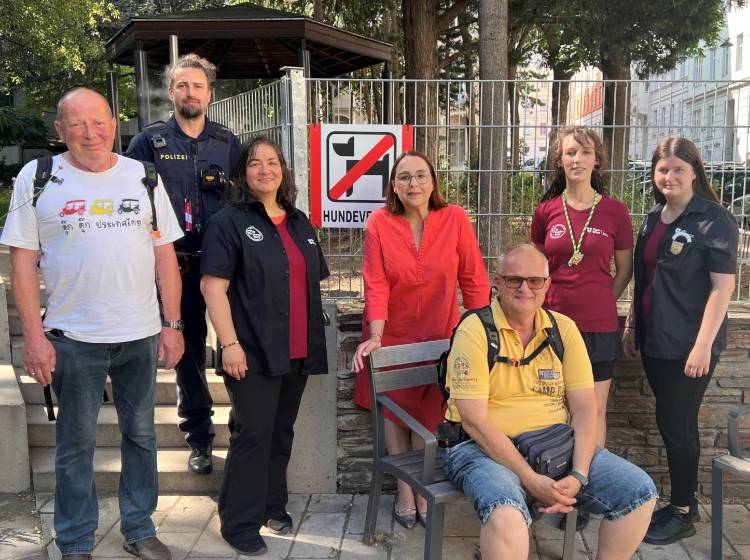 Bezirksflash: Schwerpunktaktion in Park in Mariahilf