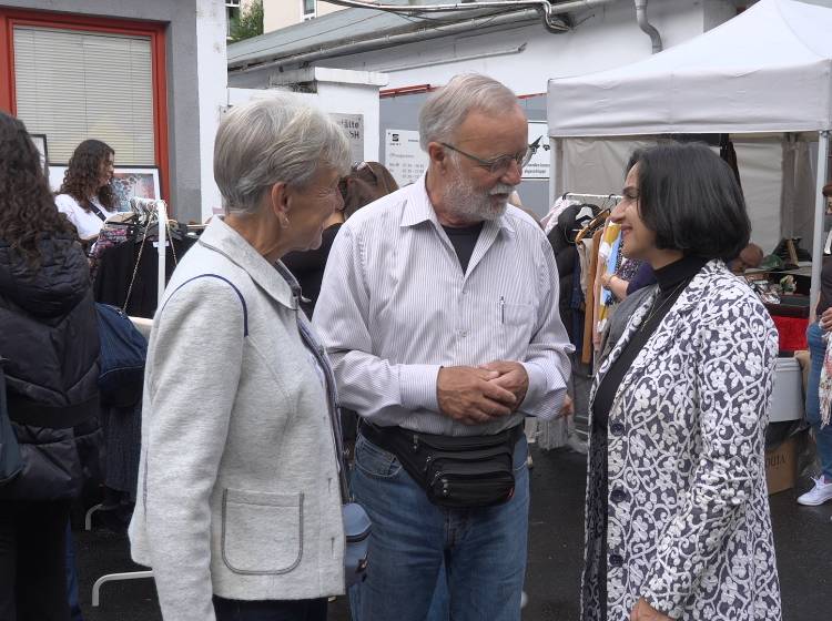 Flohmarkt als Treffpunkt: Politik beginnt beim Zuhören