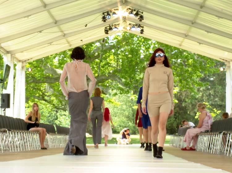 Ready for Runway: Modeschau der Abschlussklassen in Hetzendorf