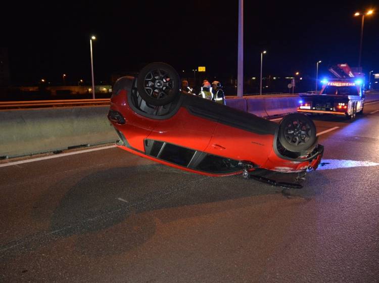Unfall auf S2 endet mit Festnahme