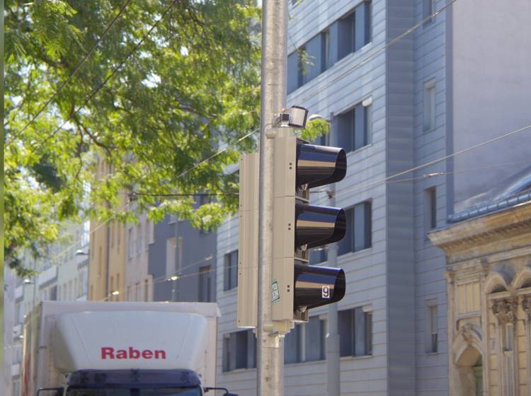 Bezirksflash: Erste intelligente Ampel in Floridsdorf